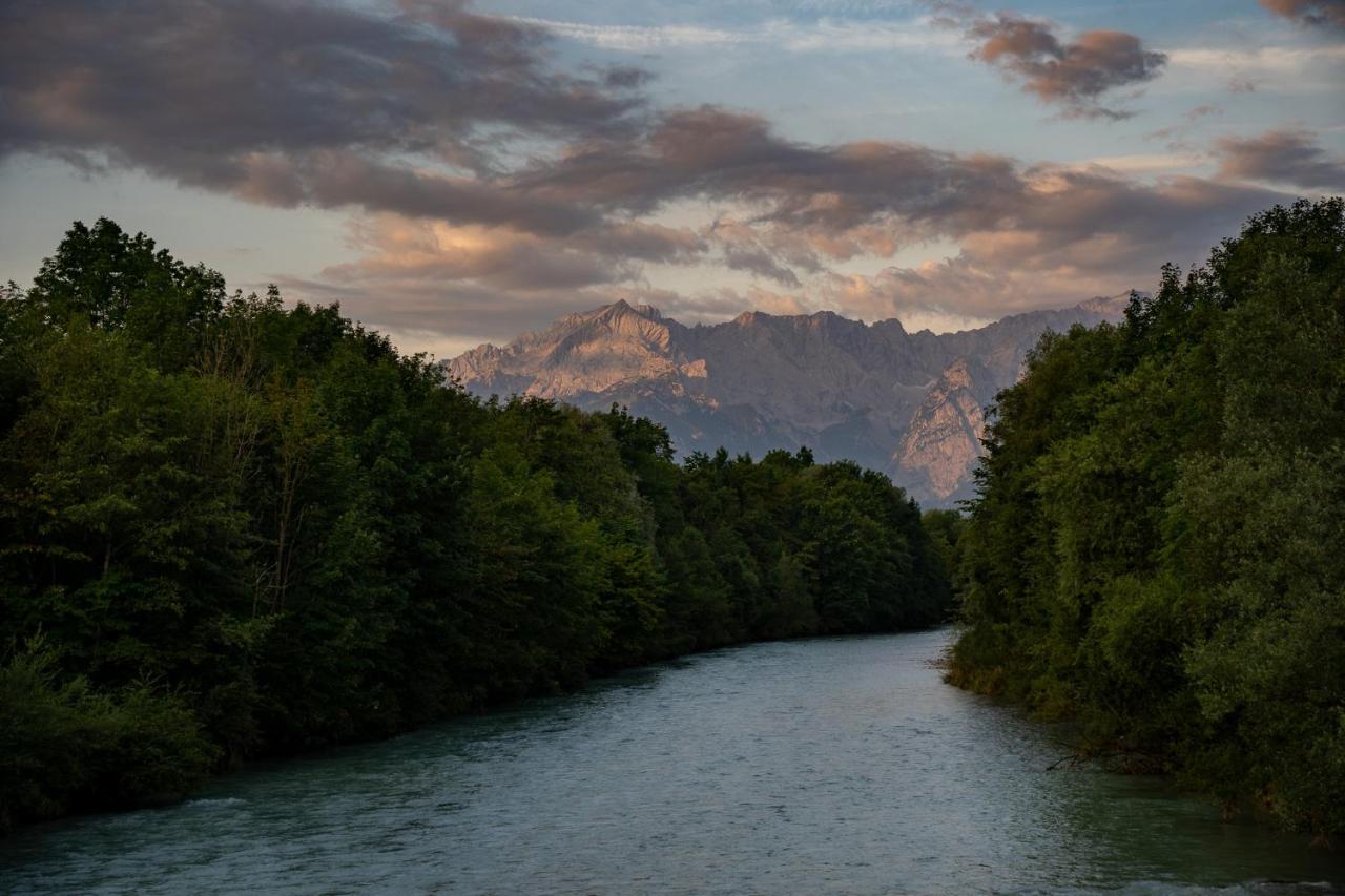 Das Bergquartier - Ferienwohnung Zugspitze Oberau  Kültér fotó